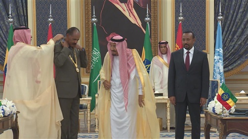 التنافس الإقليمي...